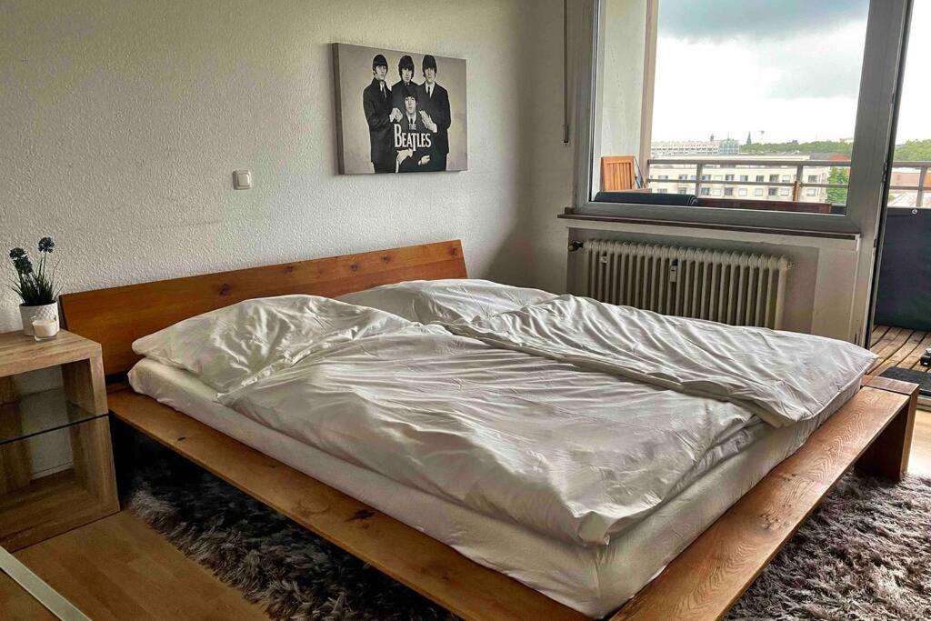 2 Zimmer Apartment mit Blick auf den Kölner Dom