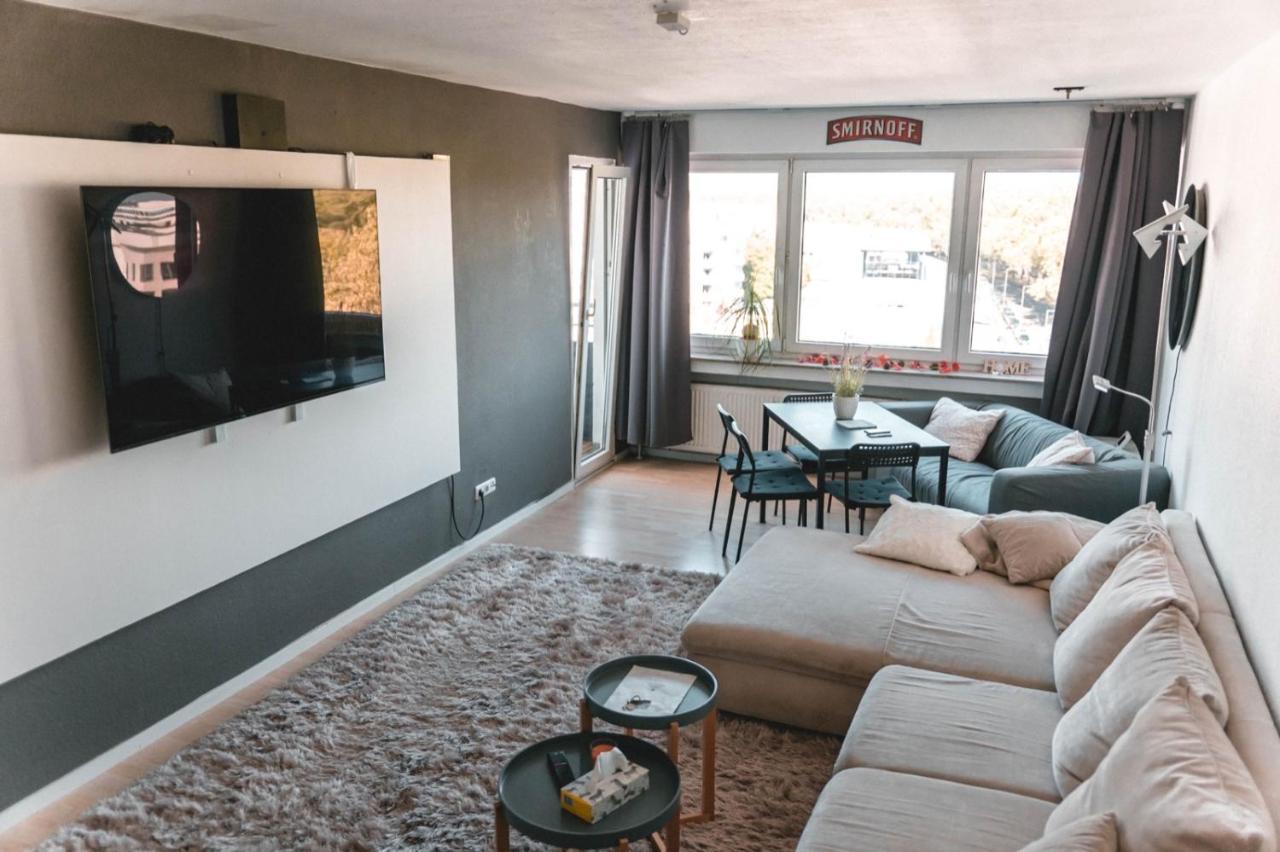 2 Zimmer Apartment mit Blick auf den Kölner Dom Köln